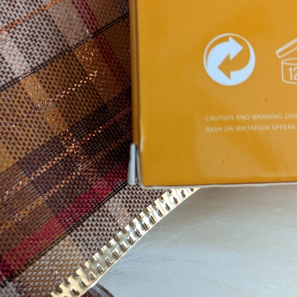 ❗FINAL PRICE❗🍁NEW Ace Beaute "Falling for You" Eyeshadow Palette, 0.63 oz. - Picture 5 of 6